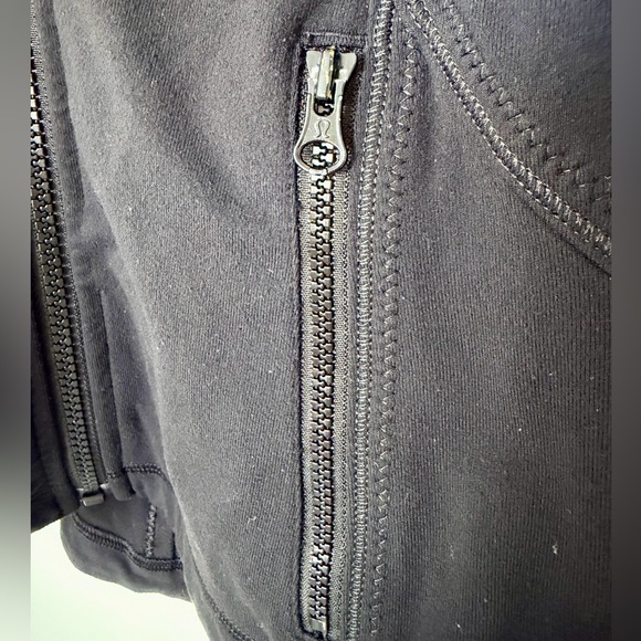 Lululemon Zip‑Up Jacket - Picture 5 of 6